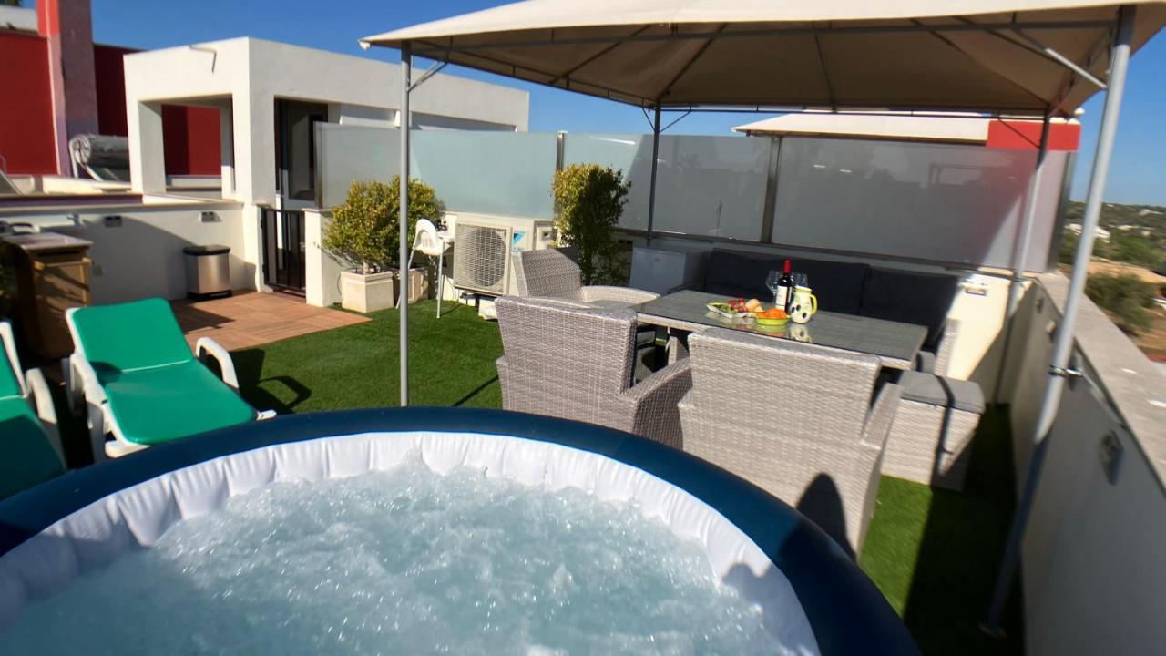 Apartment Beta - 2 Bedrooms, Private Rooftop Patio With Hot Tub, Bbq And View Ferragudo  Extérieur photo